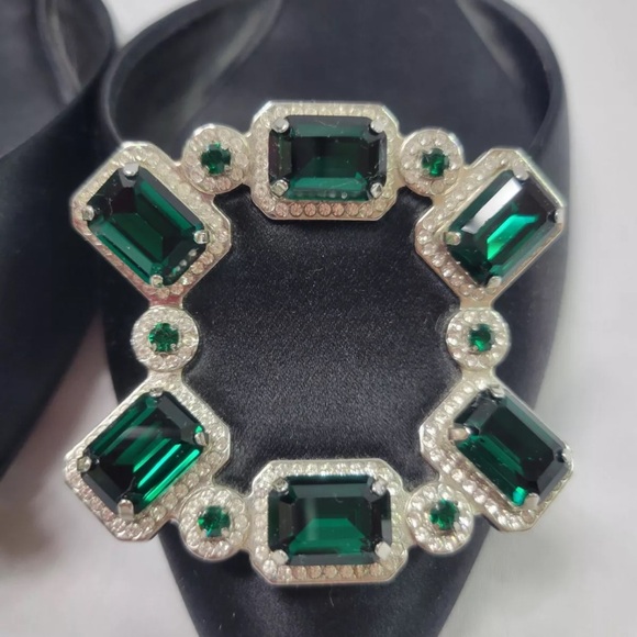 Roger Vivier Embellished satin point-toe flats - size 9 - New without Box - Picture 2 of 9